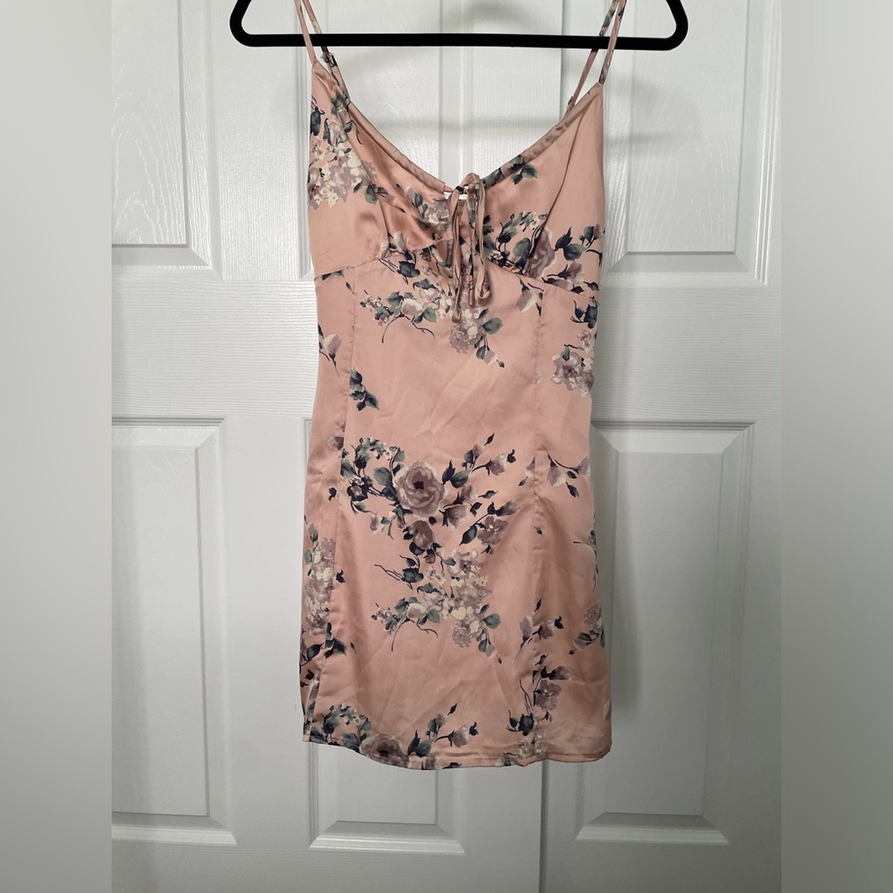 Pink floral slip dress size small from Honey Punch